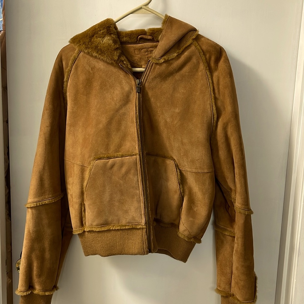 Beautiful trendy UGG leather suede sweatshirt style jacket Rare find